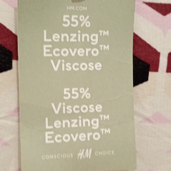 Patterned crêpe dress - Picture 3 of 3